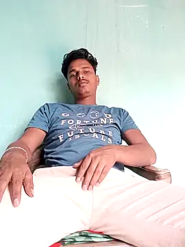 Snapshot of Asish_007 chatting on 11/20/25, 08:15 Asish 007 online show from 11/20/25, 08:15