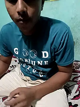 Snapshot of Asish_007 chatting on 09/20/25, 04:12 Asish 007 online show from 09/20/25, 04:12