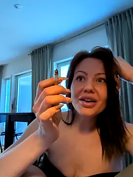 SwedishBaabe online show from 10/03/25, 08:49