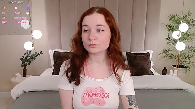 Snapshot of NancyJonson chatting on 06/12/26, 03:04 NancyJonson online show from 06/12/26, 03:04