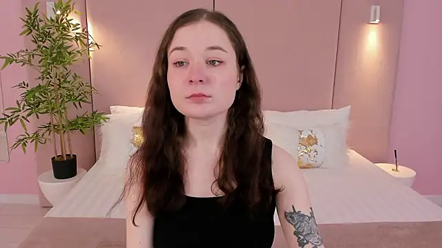 NancyJonson online show from 02/25/26, 03:29