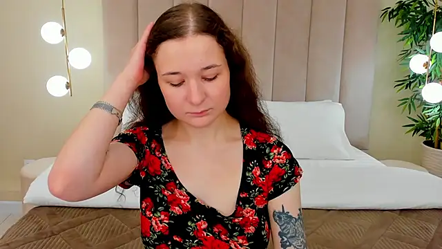 NancyJonson online show from 09/11/25, 03:39