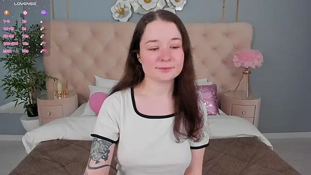 NancyJonson online show from 04/10/26, 03:24