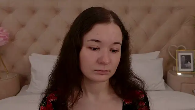 NancyJonson online show from 10/25/25, 03:28