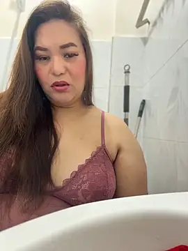 ashleygrahamts online show from 11/15/25, 05:22