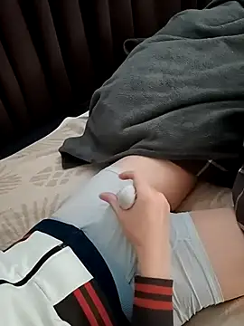 Snapshot of rikutorikukuto chatting on 02/02/26, 02:10 rikutorikukuto online show from 02/02/26, 02:10