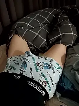 Snapshot of rikutorikukuto chatting on 11/13/25, 07:56 rikutorikukuto online show from 11/13/25, 07:56