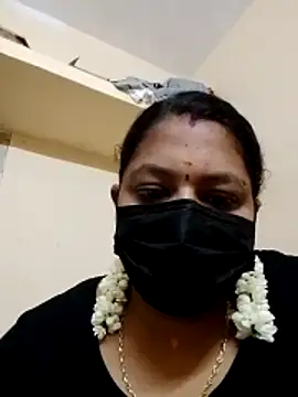 Snapshot of Tamil_jasmine12 chatting on 05/06/26, 12:47 Tamil jasmine12 online show from 05/06/26, 12:47