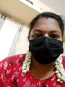 Snapshot of Tamil_jasmine12 chatting on 05/08/26, 02:37 Tamil jasmine12 online show from 05/08/26, 02:37