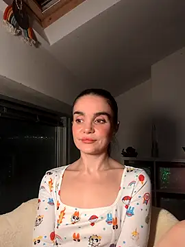 Snapshot of RosieCheexxxxxx chatting on 10/16/25, 03:59 RosieCheexxxxxx online show from 10/16/25, 03:59