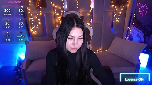 Snapshot of EliseVelour chatting on 02/12/26, 02:06 EliseVelour online show from 02/12/26, 02:06