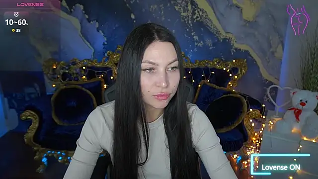 Snapshot of EliseVelour chatting on 03/03/26, 01:51 EliseVelour online show from 03/03/26, 01:51