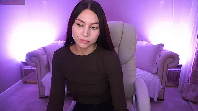 EliseVelour online show from 10/19/25, 12:52