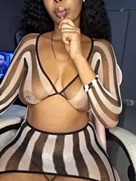 ELAINE xXxX online show from 12/04/25, 09:03