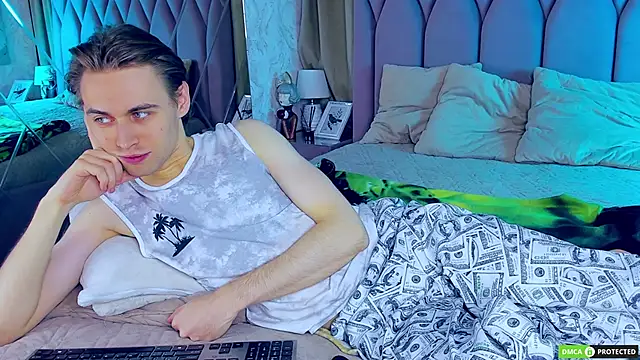 WilliamDyson online show from 11/17/25, 03:21