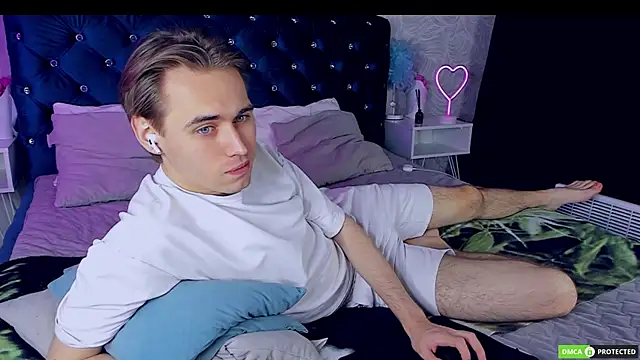 WilliamDyson online show from 09/20/25, 03:11