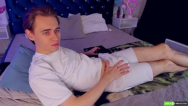 WilliamDyson online show from 10/04/25, 03:08