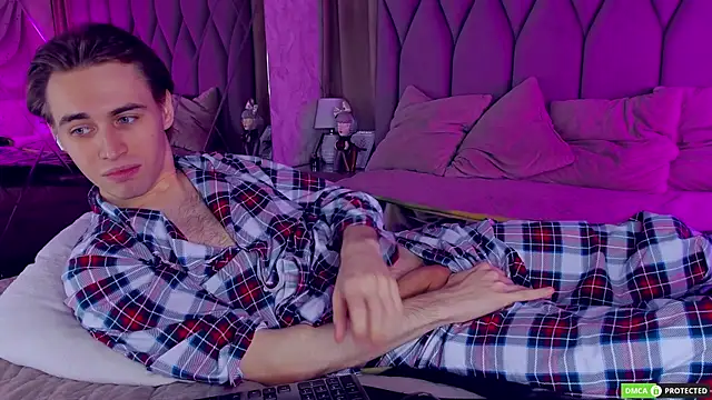 WilliamDyson online show from 11/30/25, 04:13