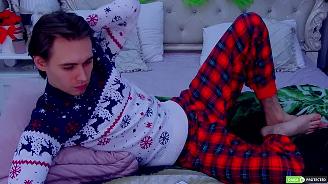 WilliamDyson online show from 12/20/25, 03:20