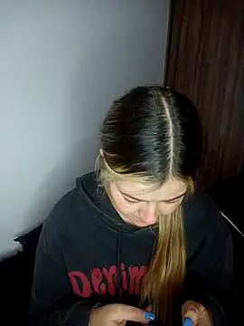 Fernandar2025 online show from 10/14/25, 09:04