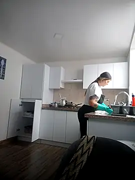 Fernandar2025 online show from 04/06/26, 06:09