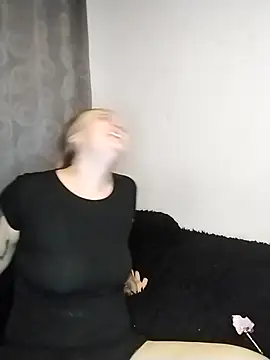 Fernandar2025 online show from 10/21/25, 02:44