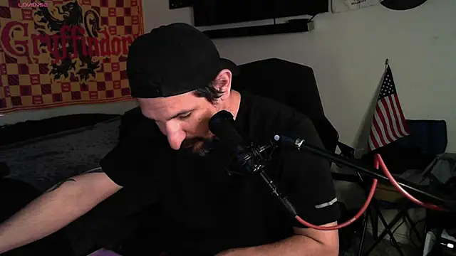 DevilPup75  online show from 10/03/25, 03:13