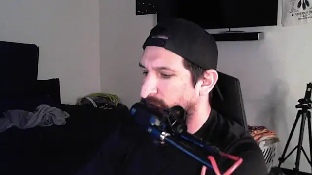 DevilPup75  online show from 09/10/25, 12:09