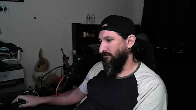 DevilPup75  online show from 05/15/26, 08:40