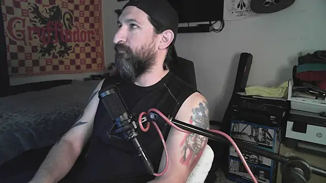 Snapshot of DevilPup75_ chatting on 02/24/26, 03:18 DevilPup75 online show from 02/24/26, 03:18