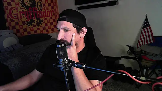 DevilPup75  online show from 09/30/25, 10:43