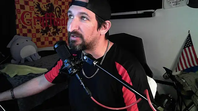 DevilPup75  online show from 10/02/25, 01:31
