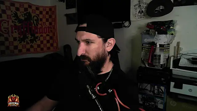 Snapshot of DevilPup75_ chatting on 04/09/26, 10:43 DevilPup75 online show from 04/09/26, 10:43