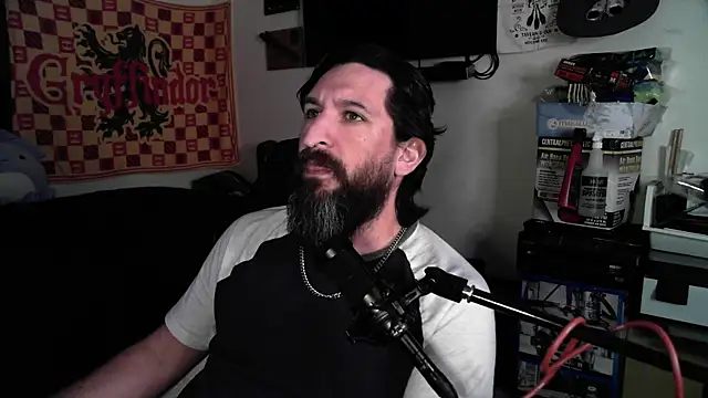 Snapshot of DevilPup75_ chatting on 04/03/26, 03:46 DevilPup75 online show from 04/03/26, 03:46