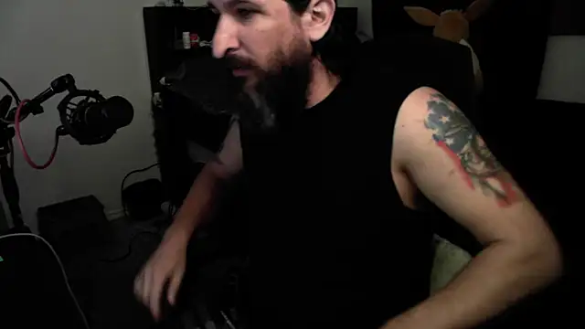 DevilPup75  online show from 04/25/26, 03:20