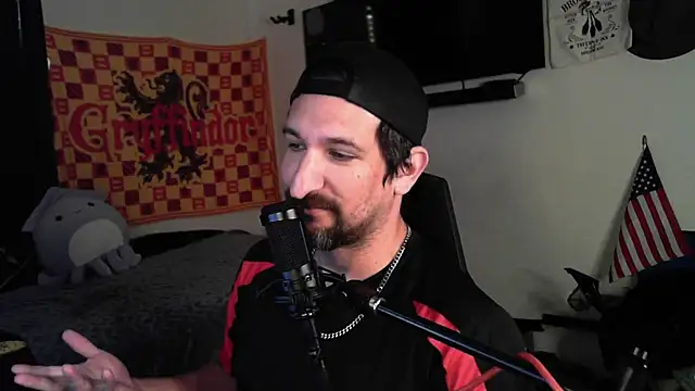 DevilPup75  online show from 10/01/25, 01:26