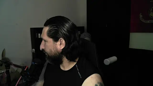 DevilPup75  online show from 05/23/26, 04:06