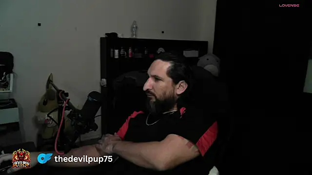 DevilPup75  online show from 05/25/26, 06:45