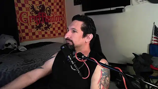 DevilPup75  online show from 09/25/25, 01:17