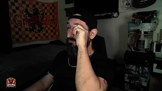 DevilPup75  online show from 04/15/26, 10:43