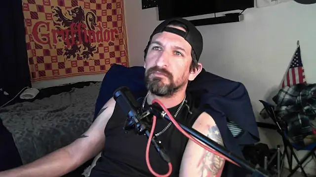 DevilPup75  online show from 10/11/25, 12:39