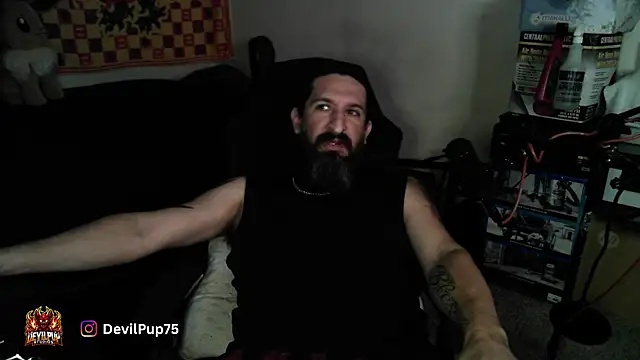 Snapshot of DevilPup75_ chatting on 04/06/26, 04:46 DevilPup75 online show from 04/06/26, 04:46