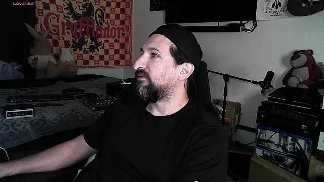 DevilPup75  online show from 01/11/26, 10:44