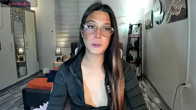 Snapshot of sedductive_goddess chatting on 10/24/25, 05:50 sedductive goddess online show from 10/24/25, 05:50