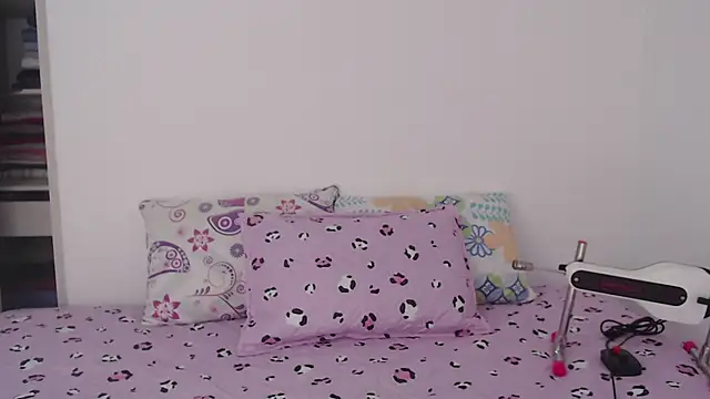 Tiiana online show from 04/19/26, 01:45