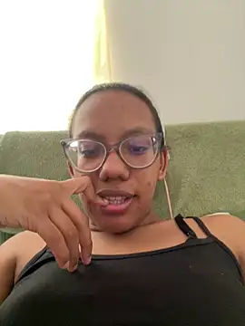 Valen1800 online show from 12/20/25, 02:53