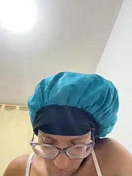 Valen1800 online show from 10/30/25, 12:09