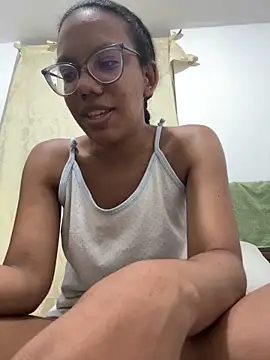 Valen1800 online show from 12/20/25, 01:08