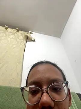 Valen1800 online show from 12/19/25, 02:15