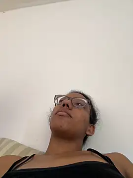 Valen1800 online show from 11/19/25, 01:22